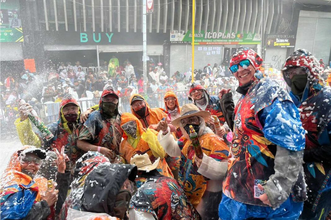 carnaval negros y blancos con vallenatour