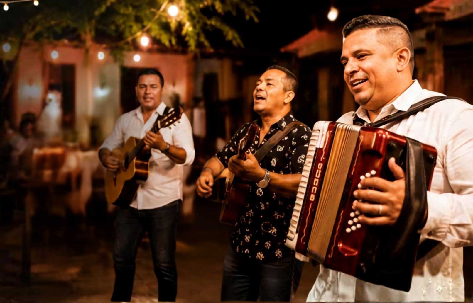grupo de vallenato tocan en vivo serenata valledupar vallenato